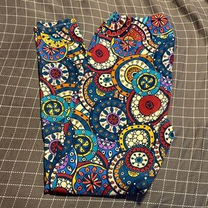 LulaRoe Vibrant Multicolor Circle-Print Leggings